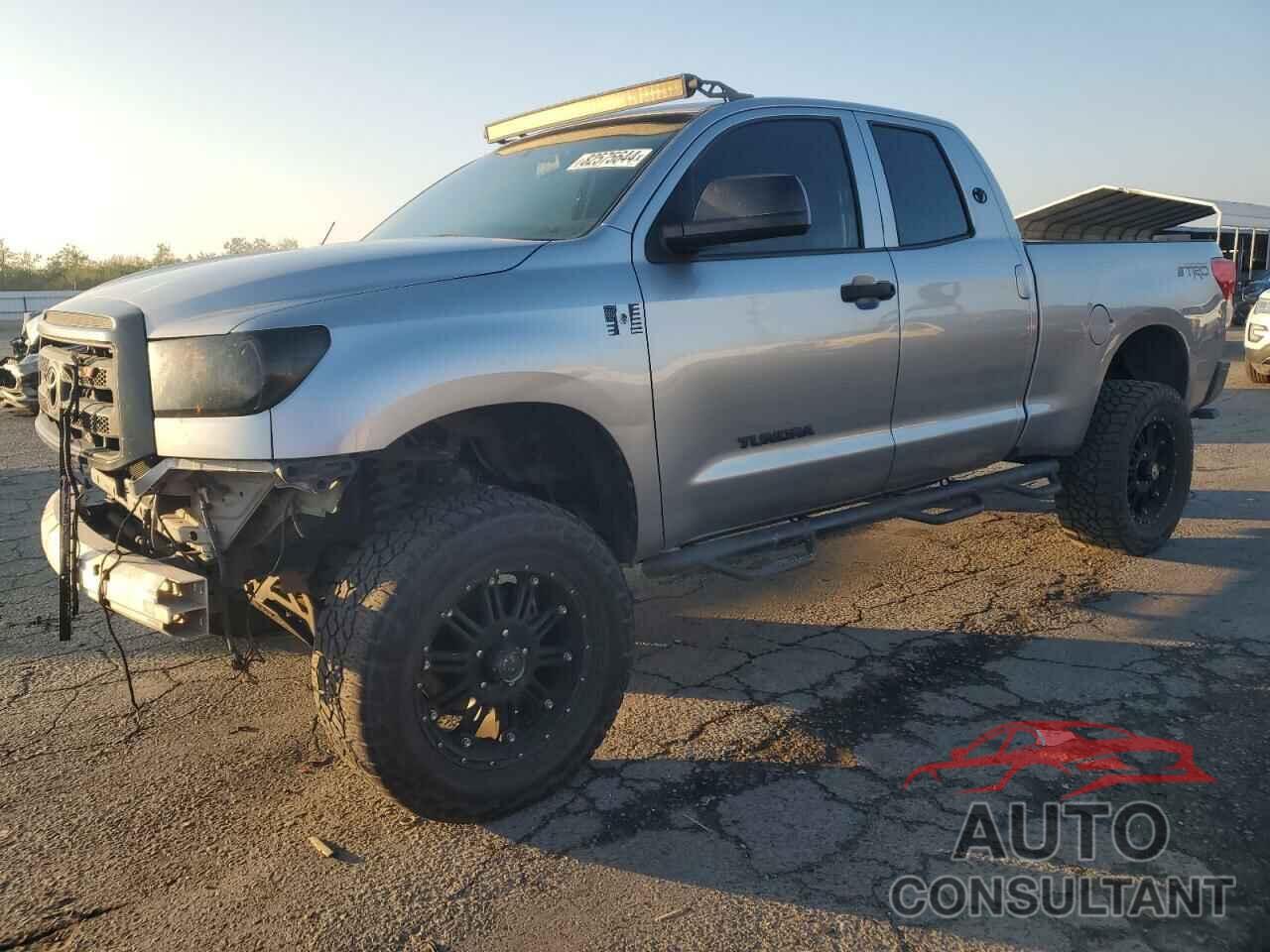 TOYOTA TUNDRA 2013 - 5TFRM5F18DX058525
