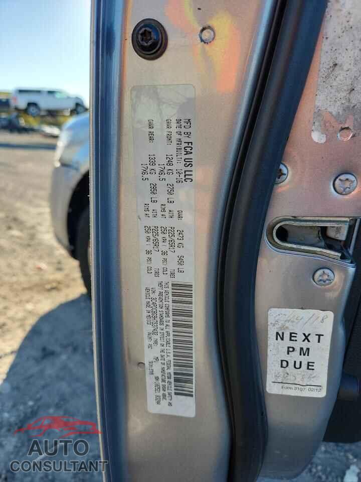 DODGE JOURNEY 2017 - 3C4PDCBG9HT537432