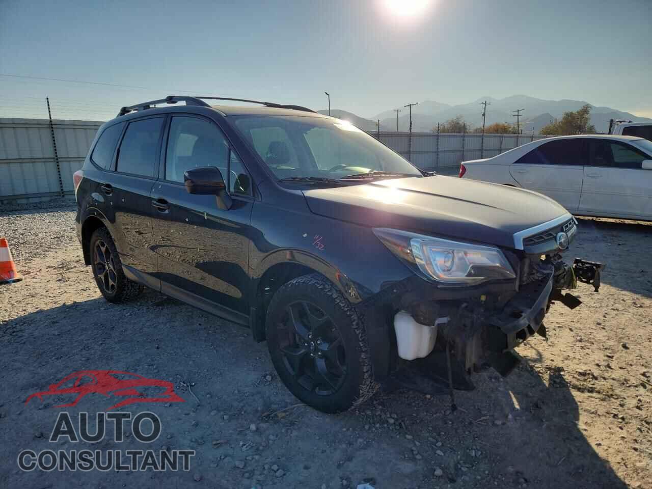 SUBARU FORESTER 2018 - JF2SJAEC9JH475018