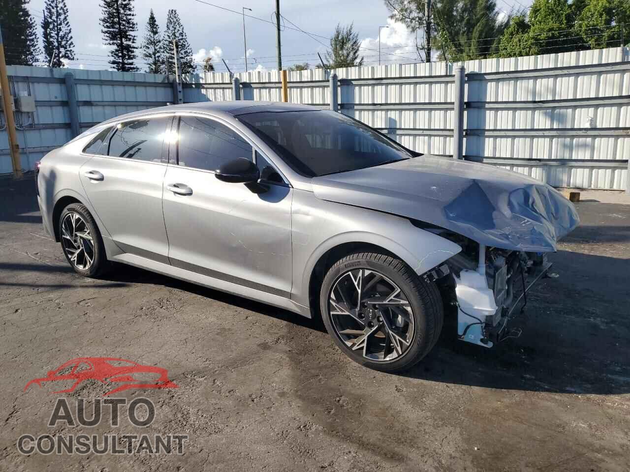 KIA K5 2025 - KNAG64J76S5379640