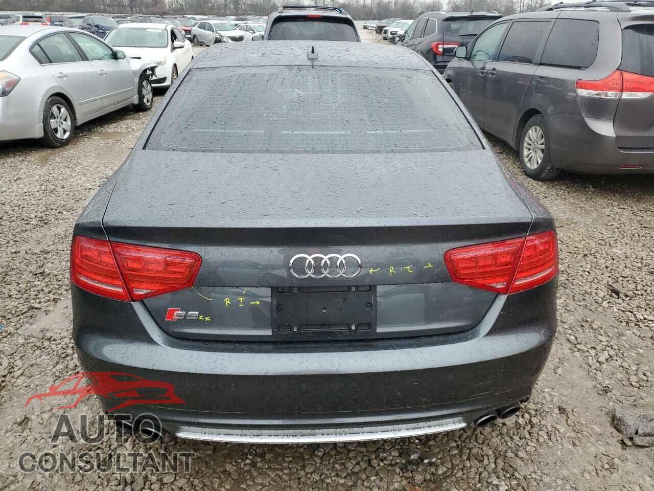 AUDI S8 2013 - WAUD2AFD4DN020172