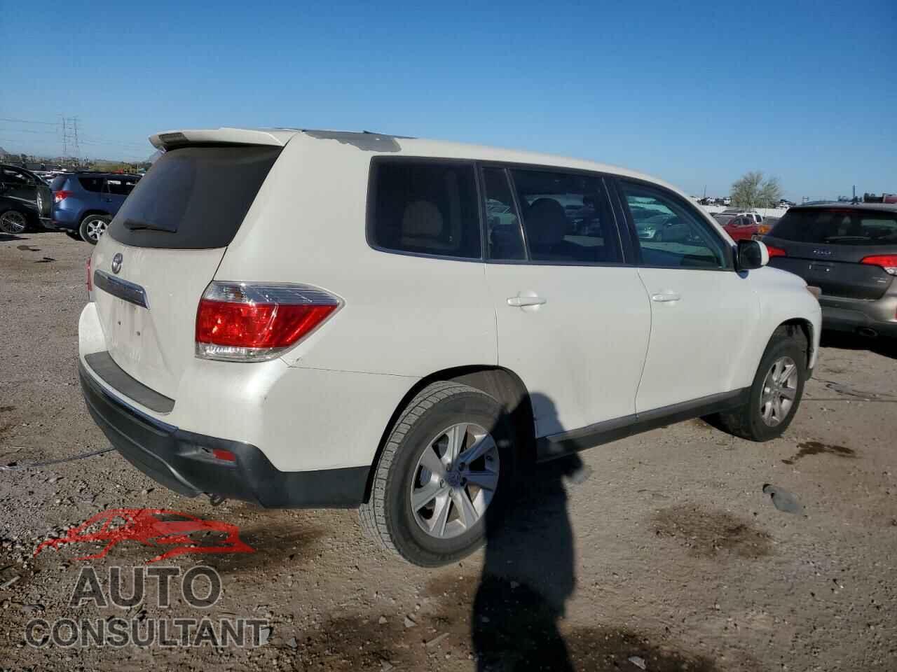 TOYOTA HIGHLANDER 2013 - 5TDZA3EH8DS042844