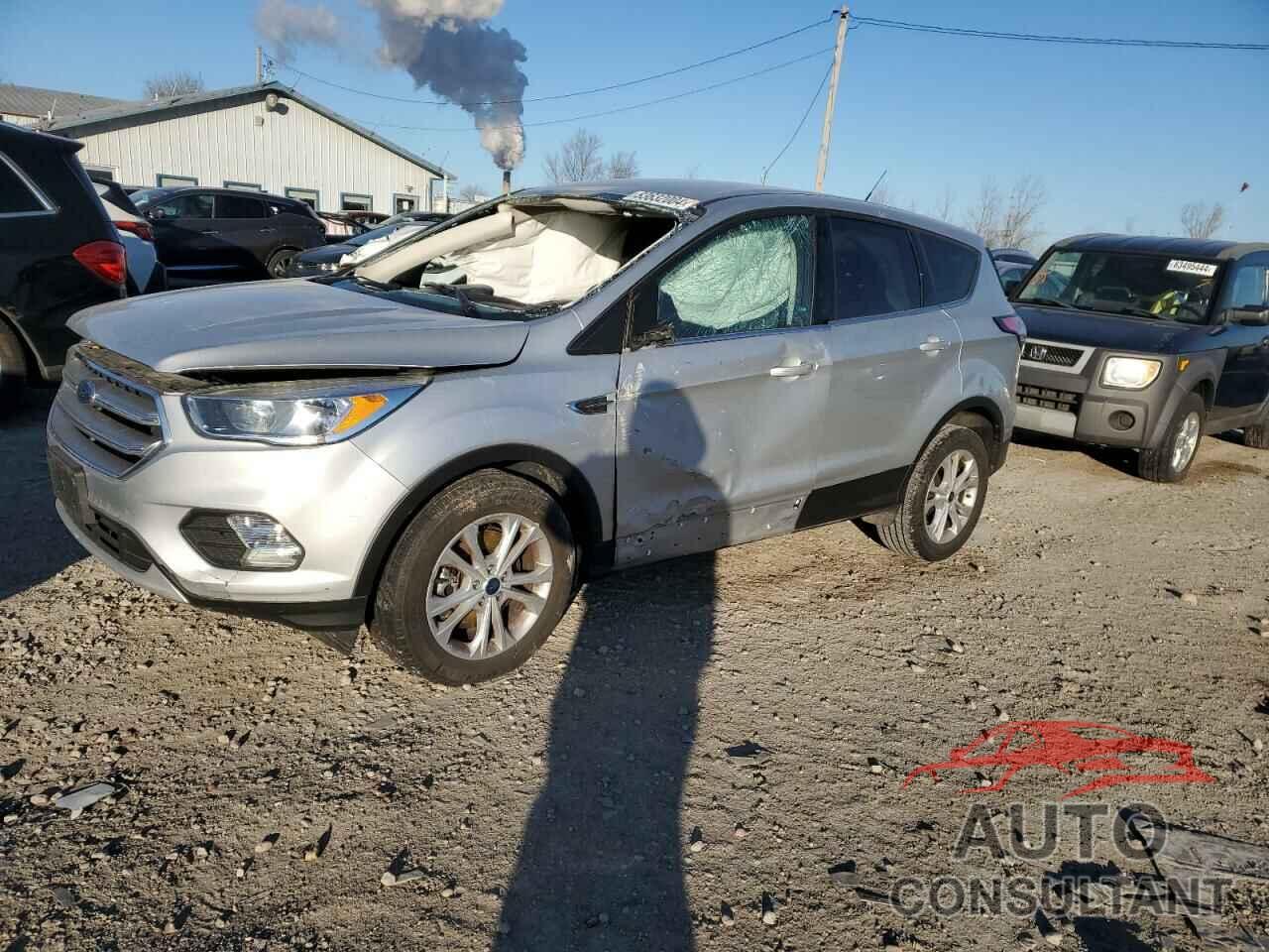 FORD ESCAPE 2017 - 1FMCU0G98HUE04539