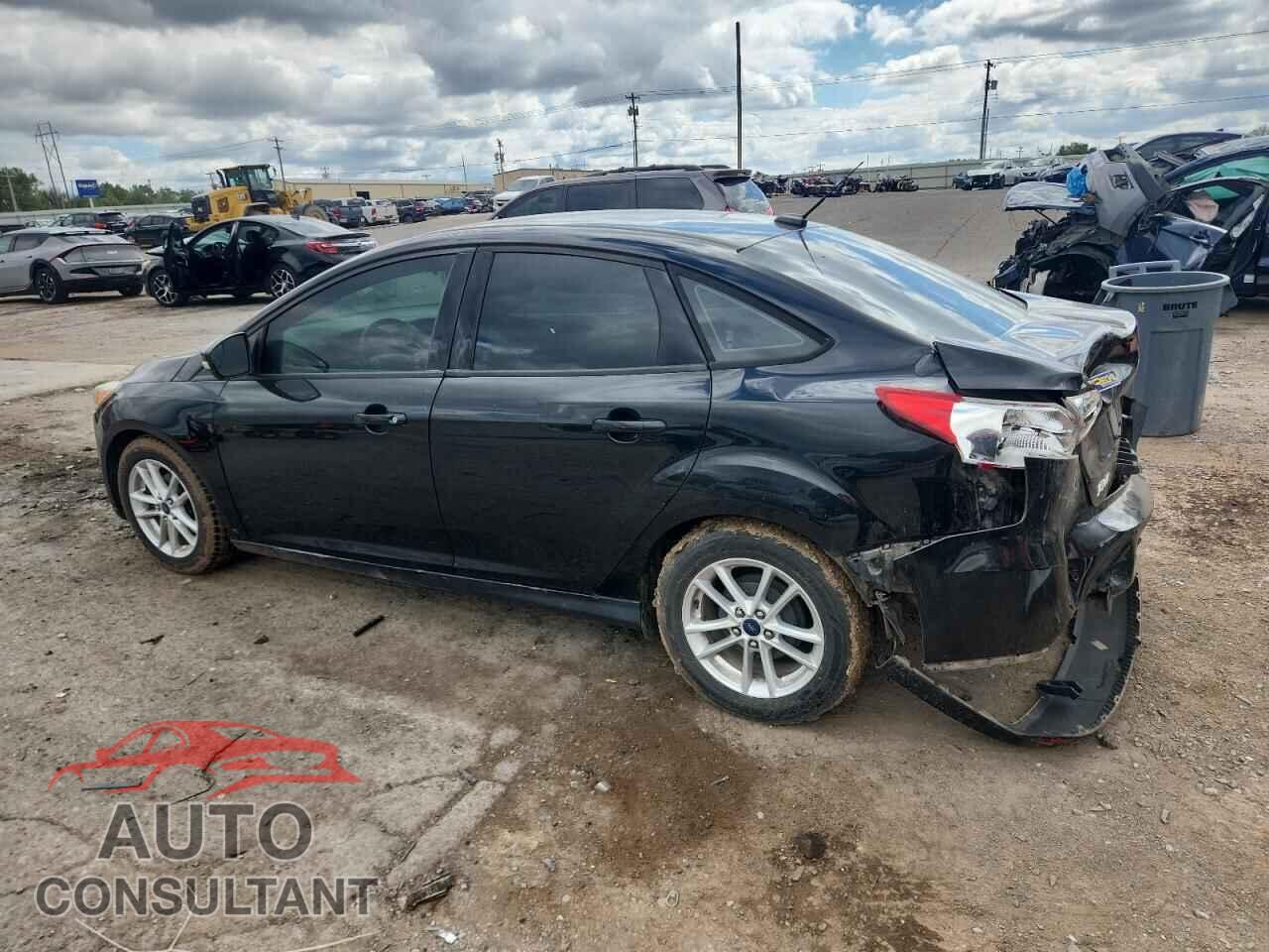 FORD FOCUS 2015 - 1FADP3F23FL374882