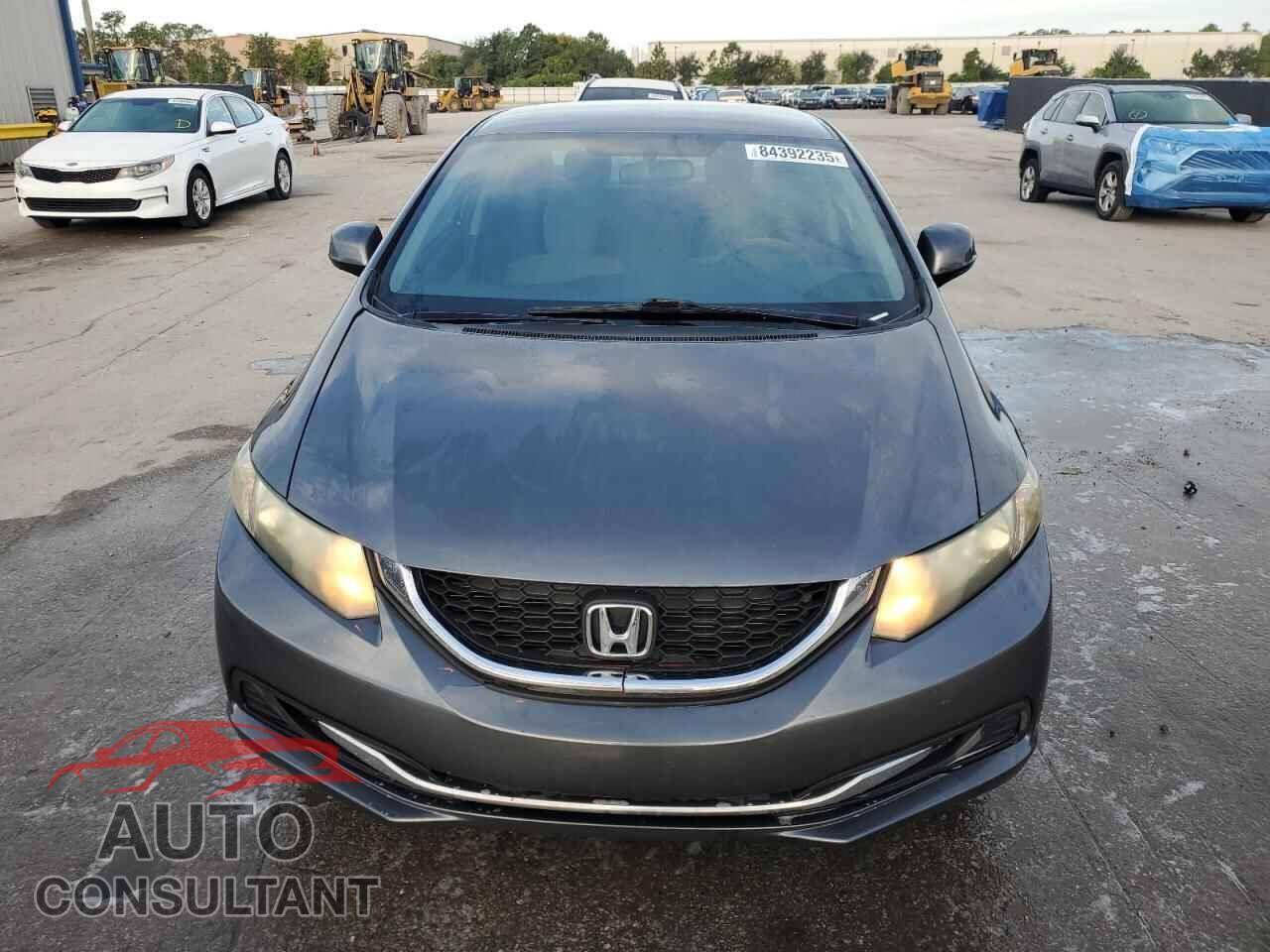 HONDA CIVIC 2013 - 19XFB2F55DE056645