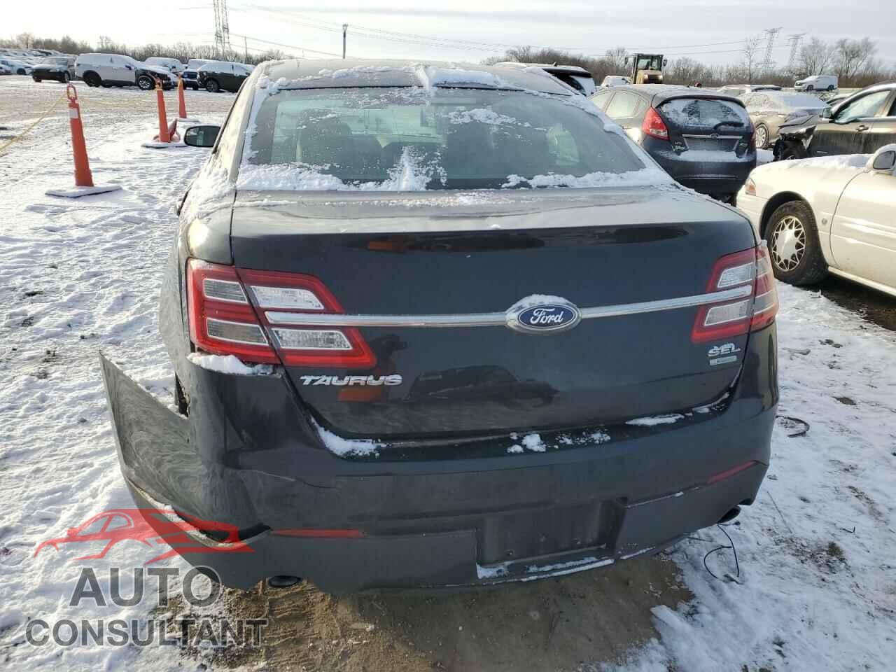 FORD TAURUS 2017 - 1FAHP2E90HG128135