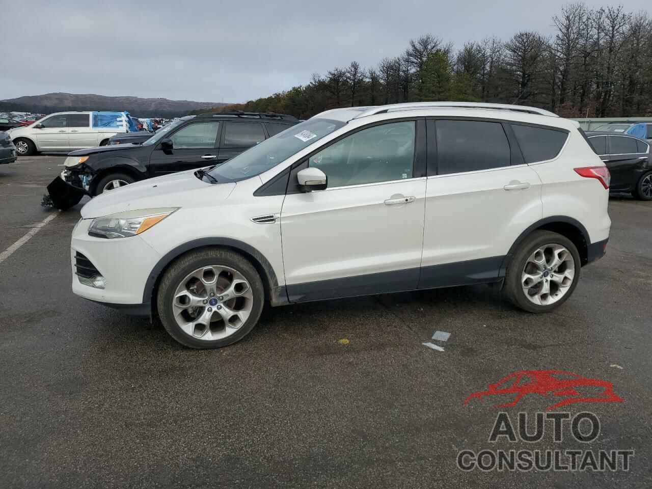 FORD ESCAPE 2014 - 1FMCU0J97EUB07847