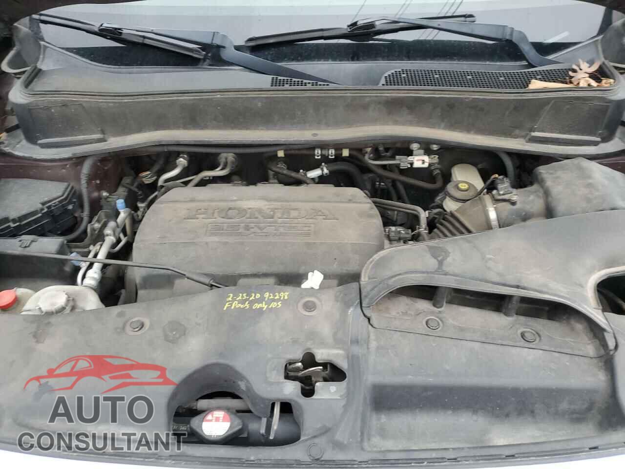 HONDA PILOT 2011 - 5FNYF4H90BB045794