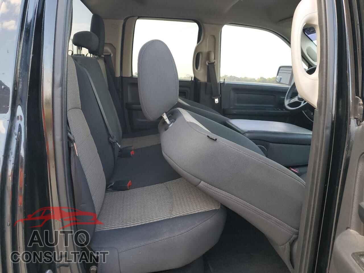 DODGE RAM 1500 2012 - 1C6RD7FT5CS261100