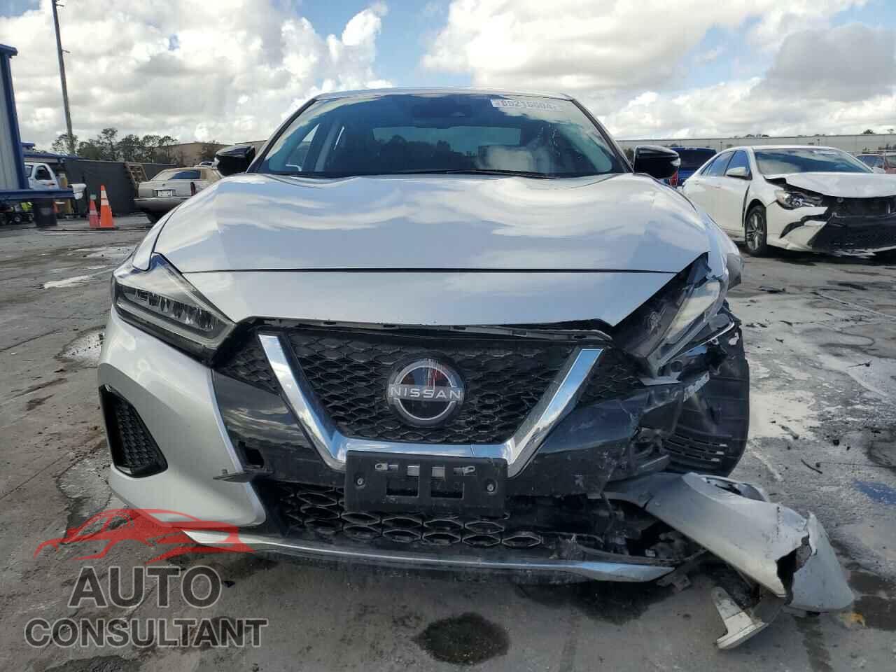 NISSAN MAXIMA 2023 - 1N4AA6CV9PC511376