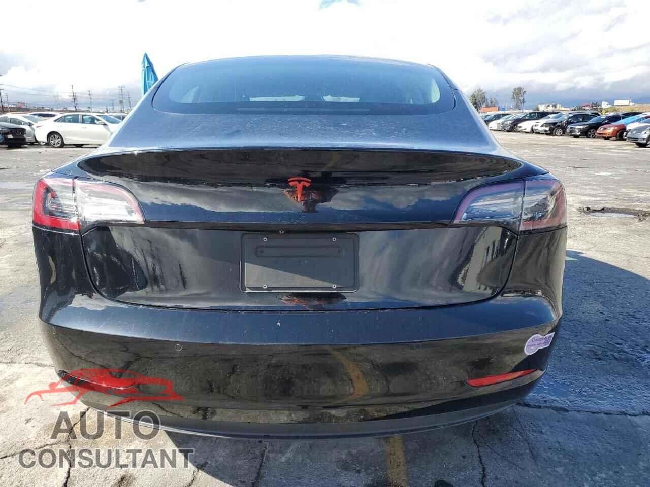 TESLA MODEL 3 2019 - 5YJ3E1EA1KF310961