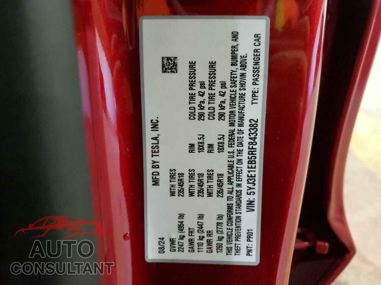 TESLA MODEL 3 2024 - 5YJ3E1EB5RF843382