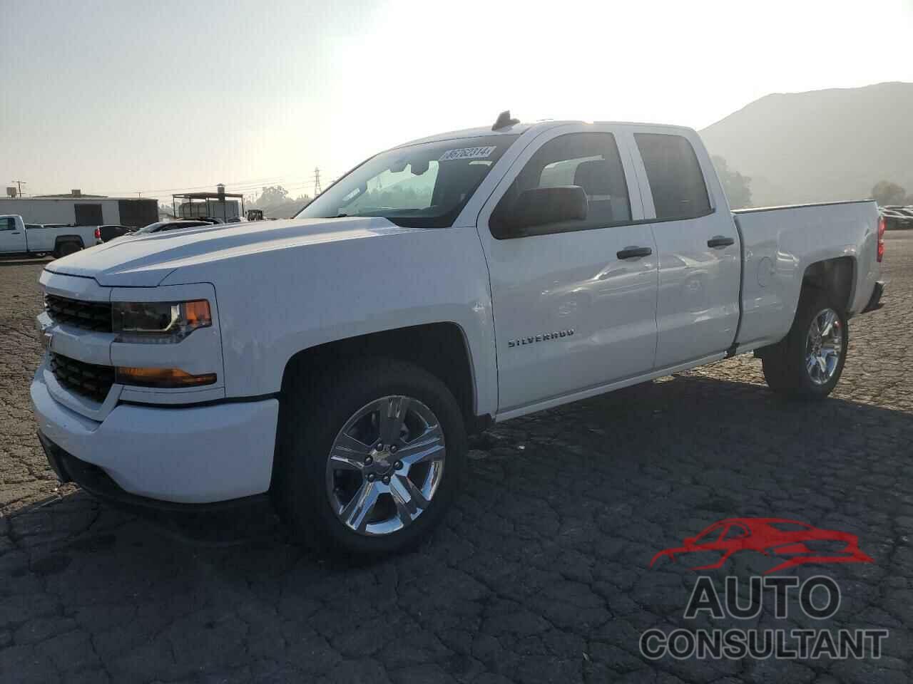 CHEVROLET ALL Models 2018 - 1GCRCPECXJZ381377