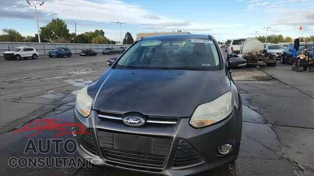 FORD FOCUS 2014 - 1FADP3F26EL132425