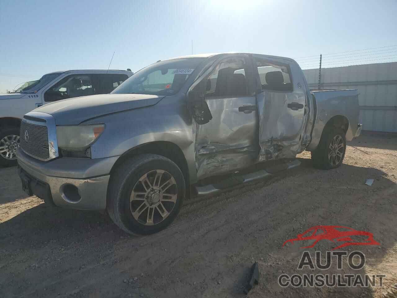 TOYOTA TUNDRA 2013 - 5TFDM5F14DX043031