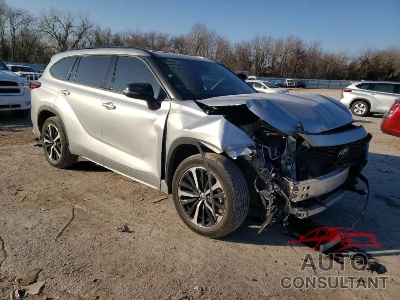 TOYOTA HIGHLANDER 2022 - 5TDLZRAH9NS134702