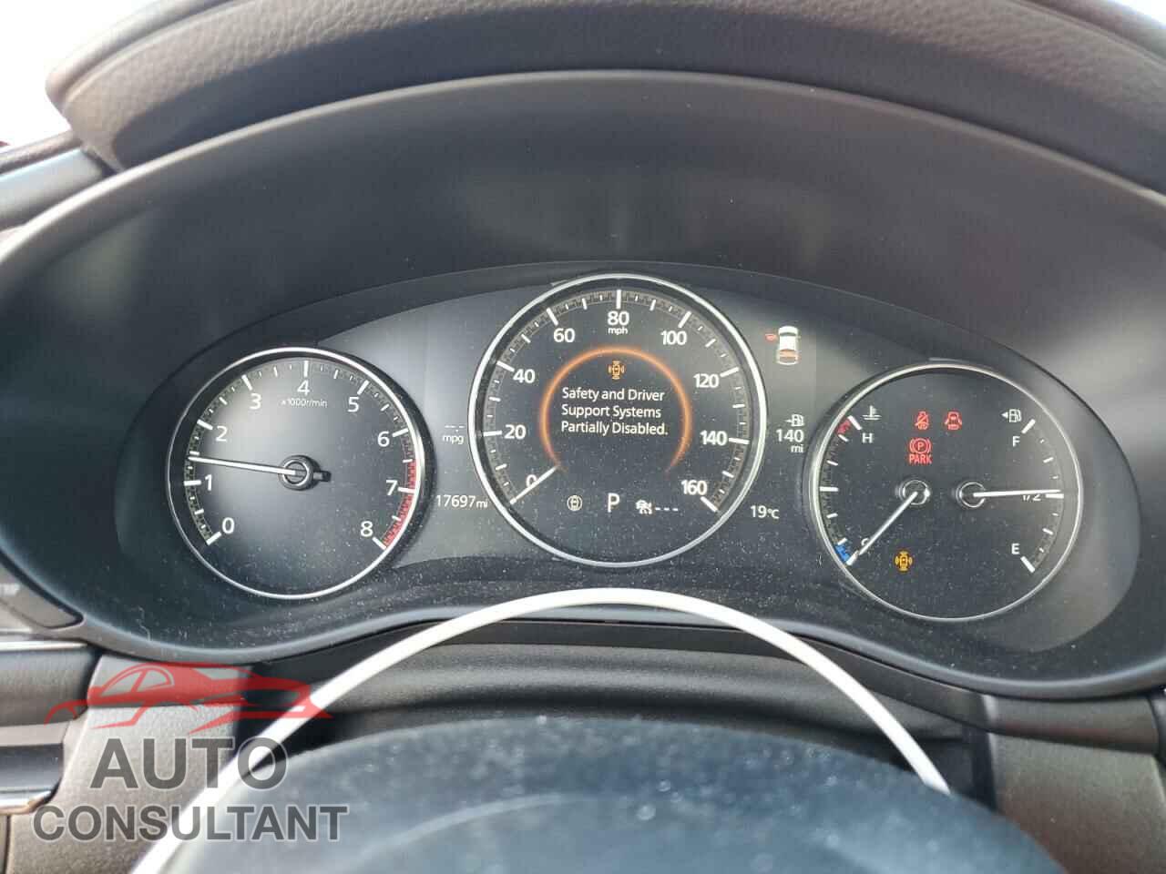 MAZDA 3 2021 - JM1BPBML7M1303748