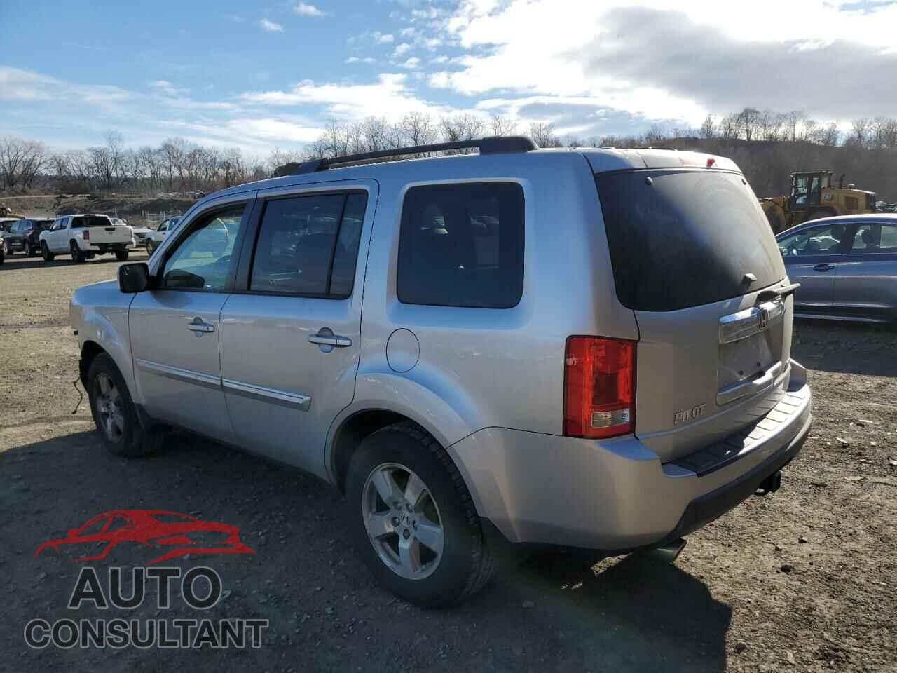 HONDA PILOT 2011 - 5FNYF4H79BB012162