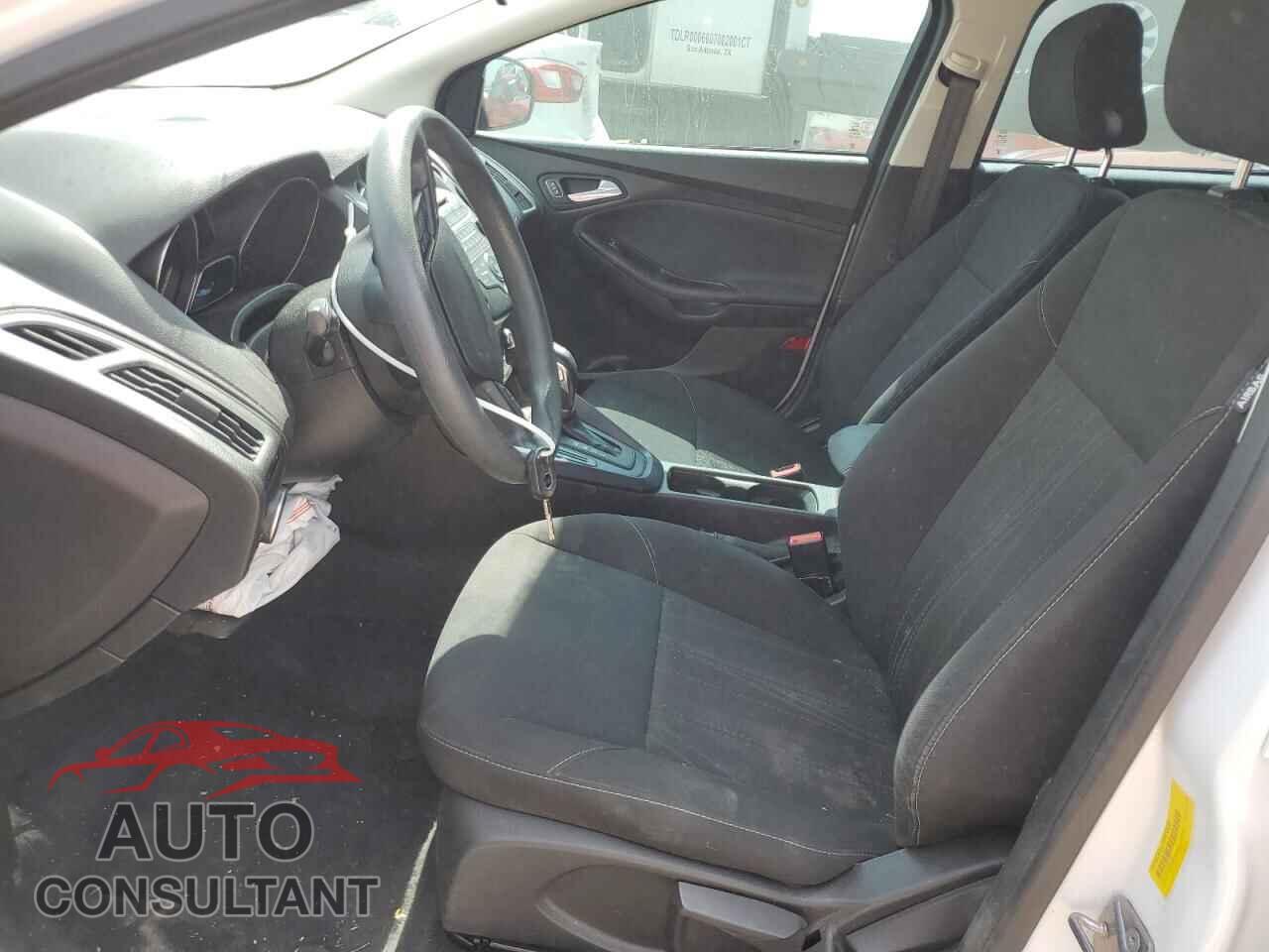 FORD FOCUS 2016 - 1FADP3F23GL365763