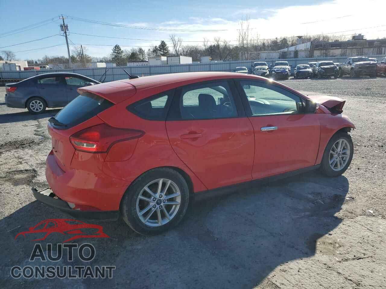 FORD FOCUS 2017 - 1FADP3K23HL247977