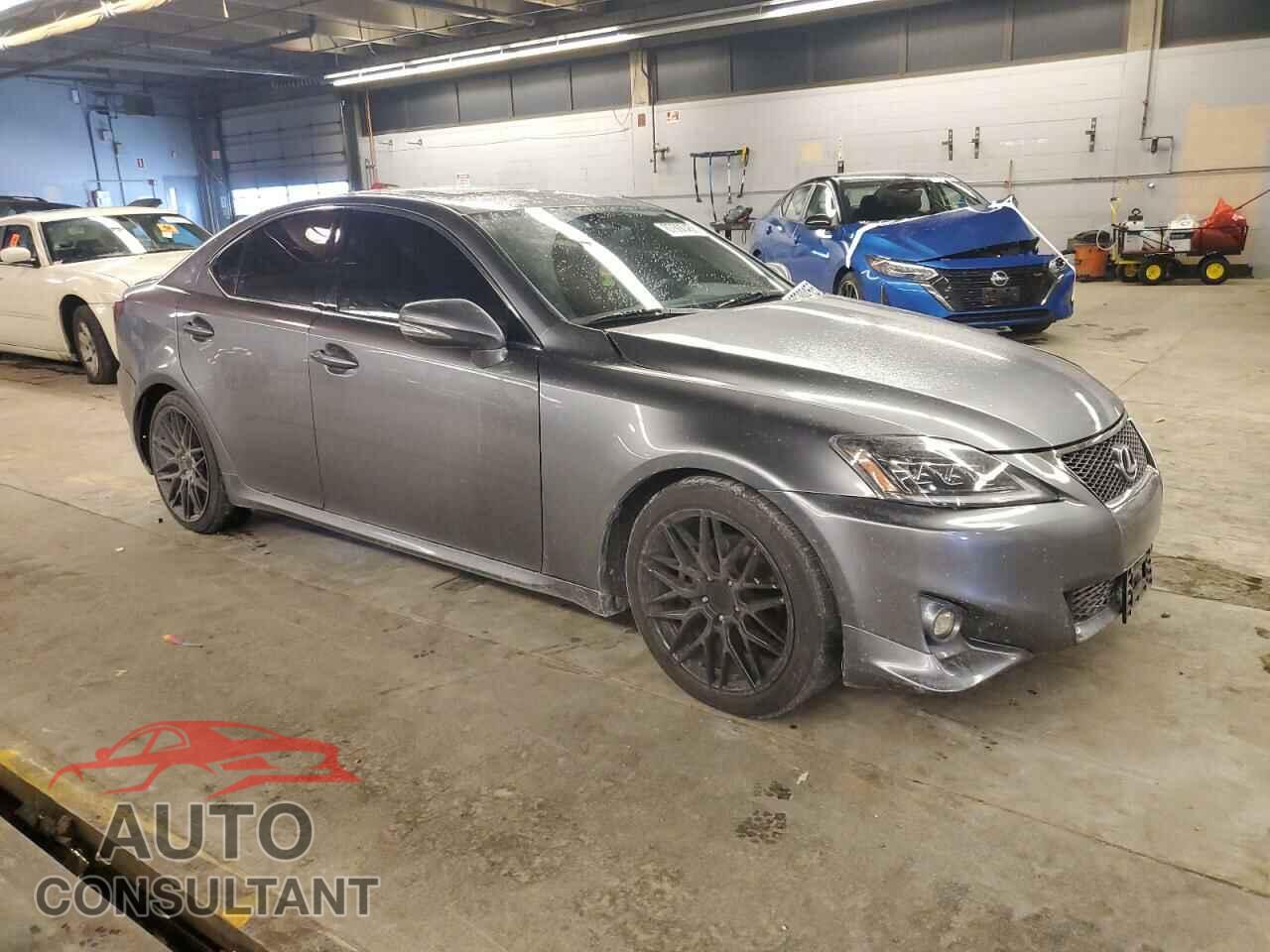 LEXUS IS 2013 - JTHCF5C28D5063103