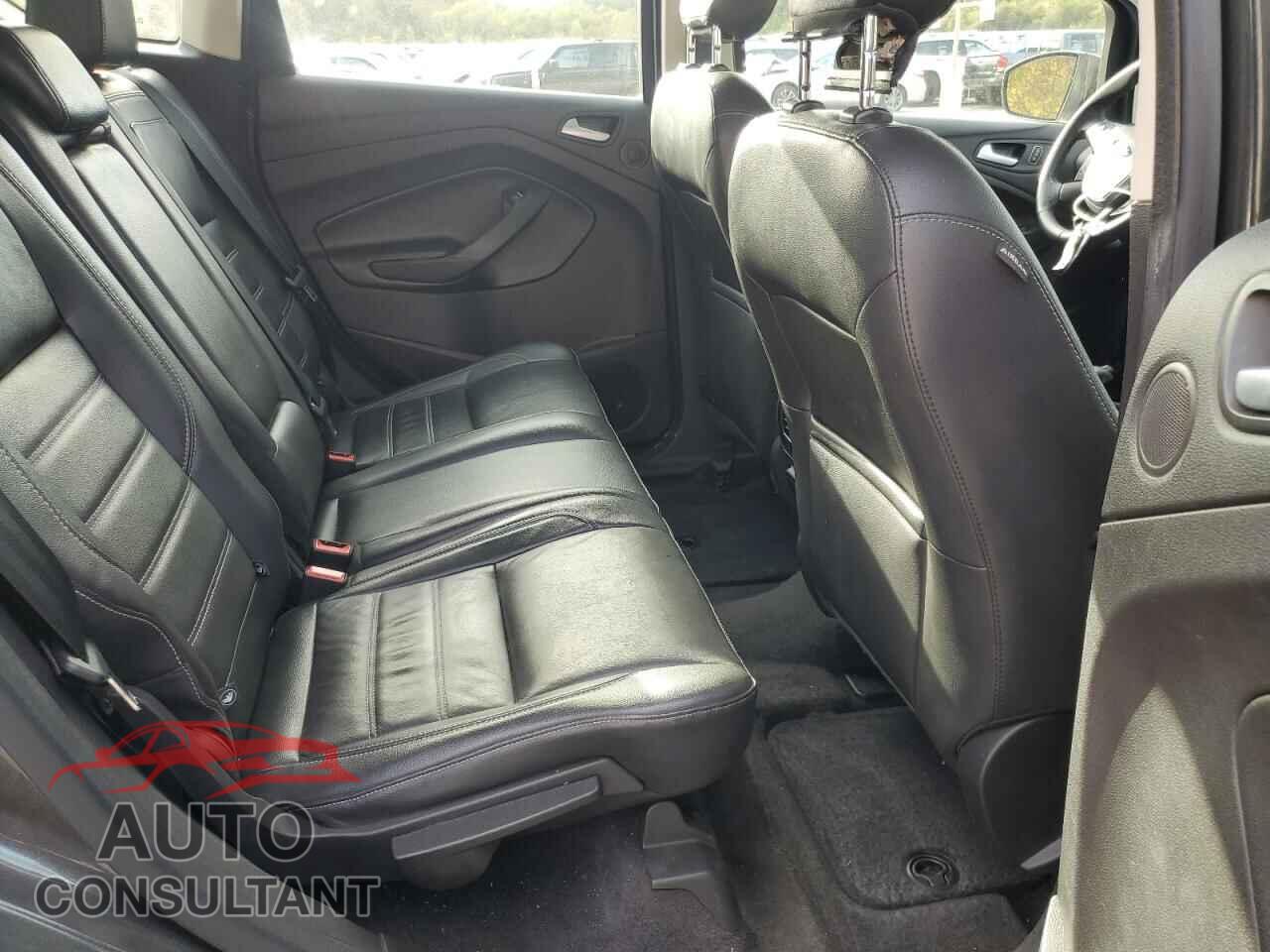 FORD CMAX 2018 - 1FADP5DU6JL102948