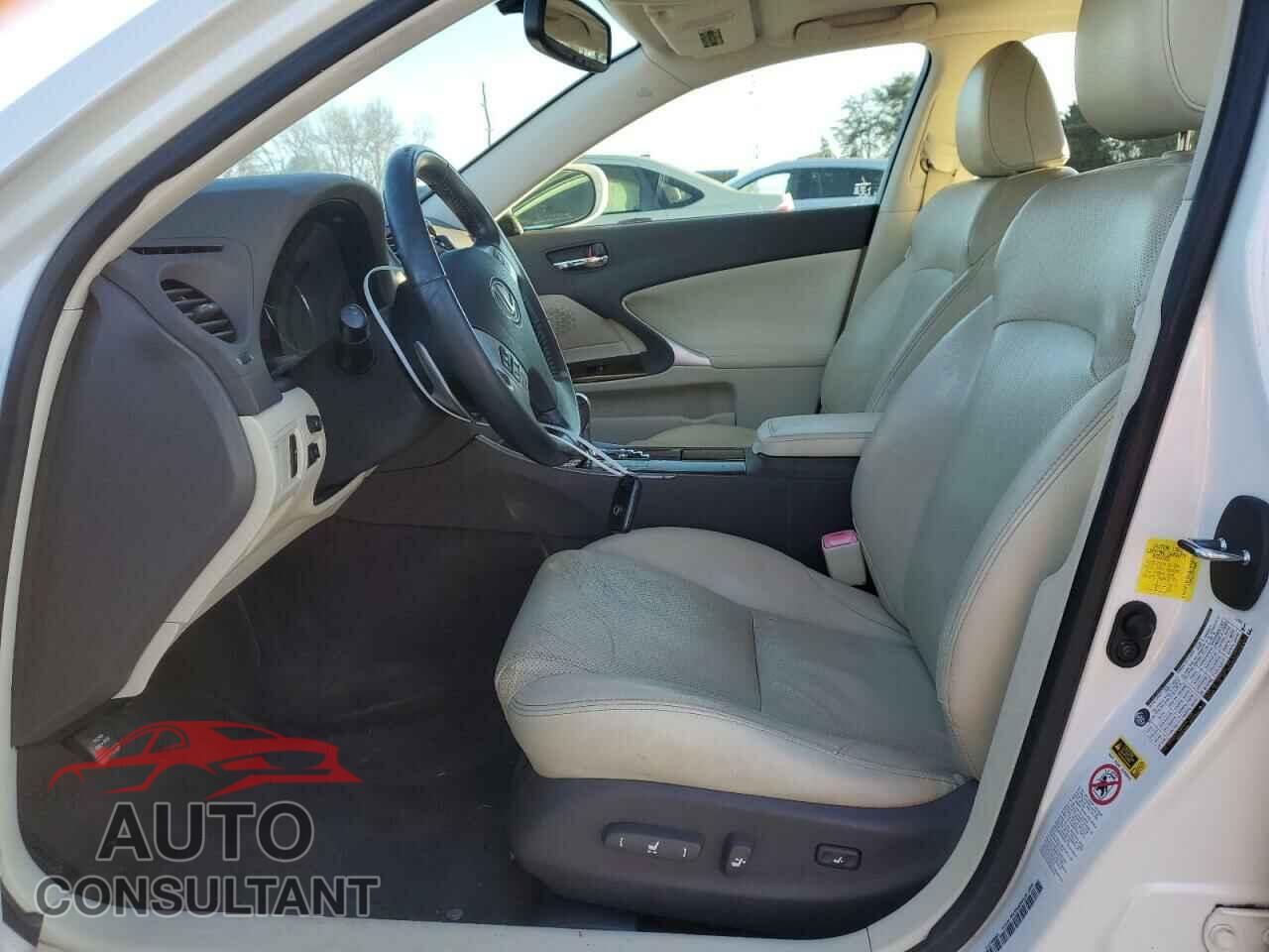 LEXUS IS 2013 - JTHBF5C23D5189896
