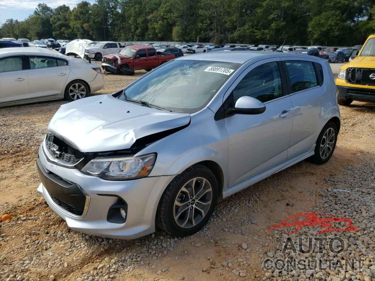 CHEVROLET SONIC 2018 - 1G1JD6SH7J4108018