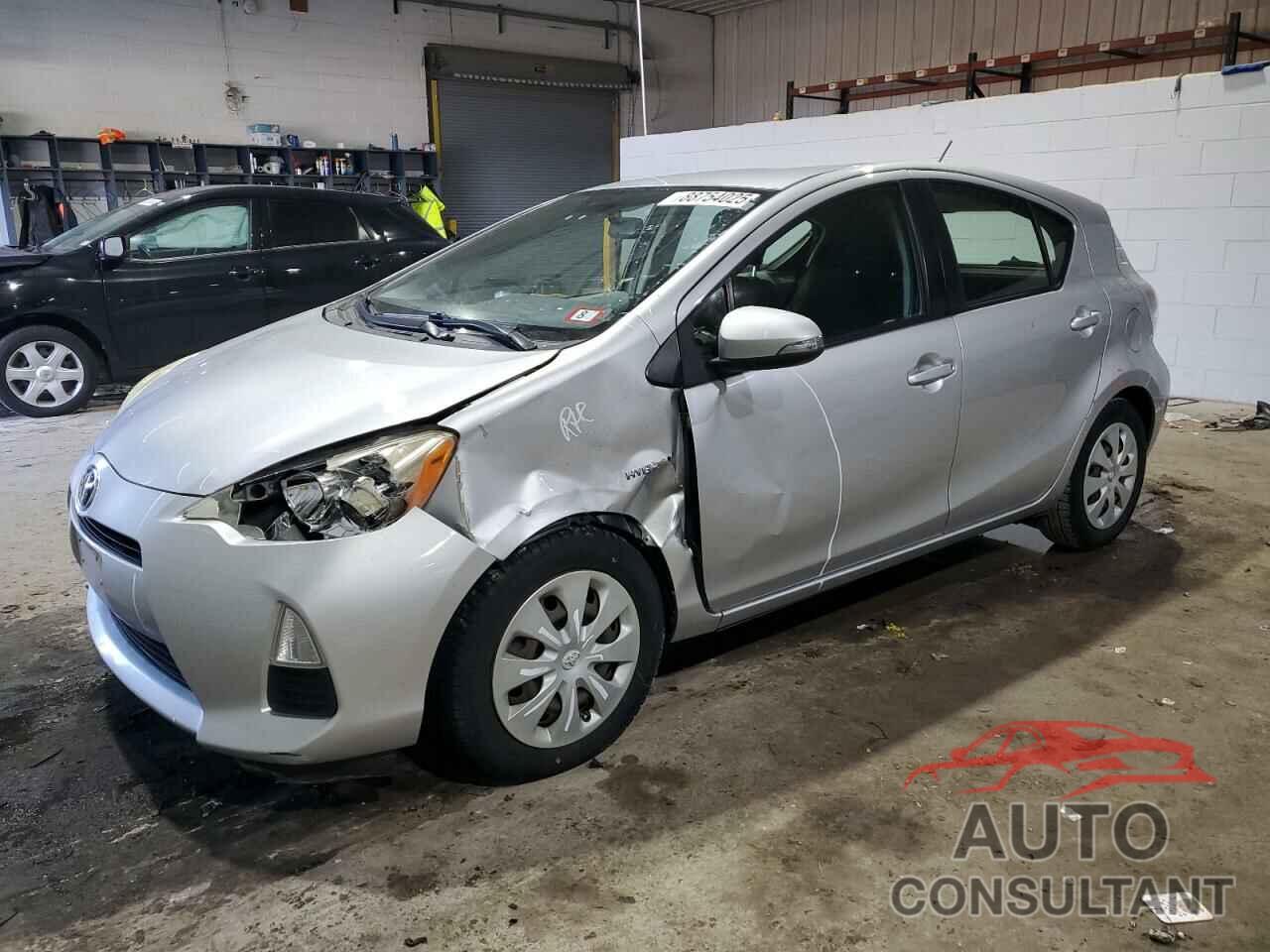 TOYOTA PRIUS 2013 - JTDKDTB32D1539113