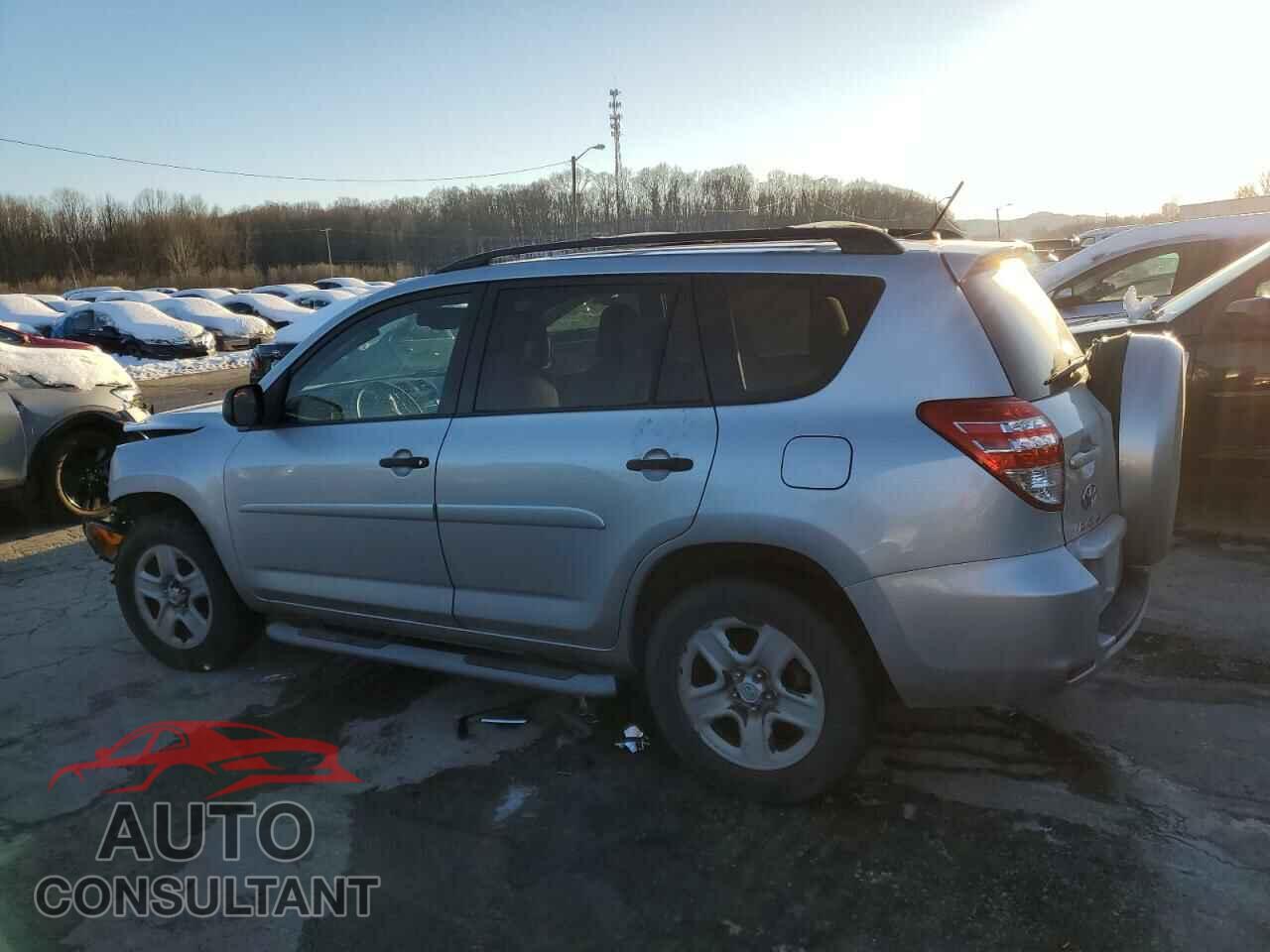 TOYOTA RAV4 2011 - 2T3BF4DV5BW149376
