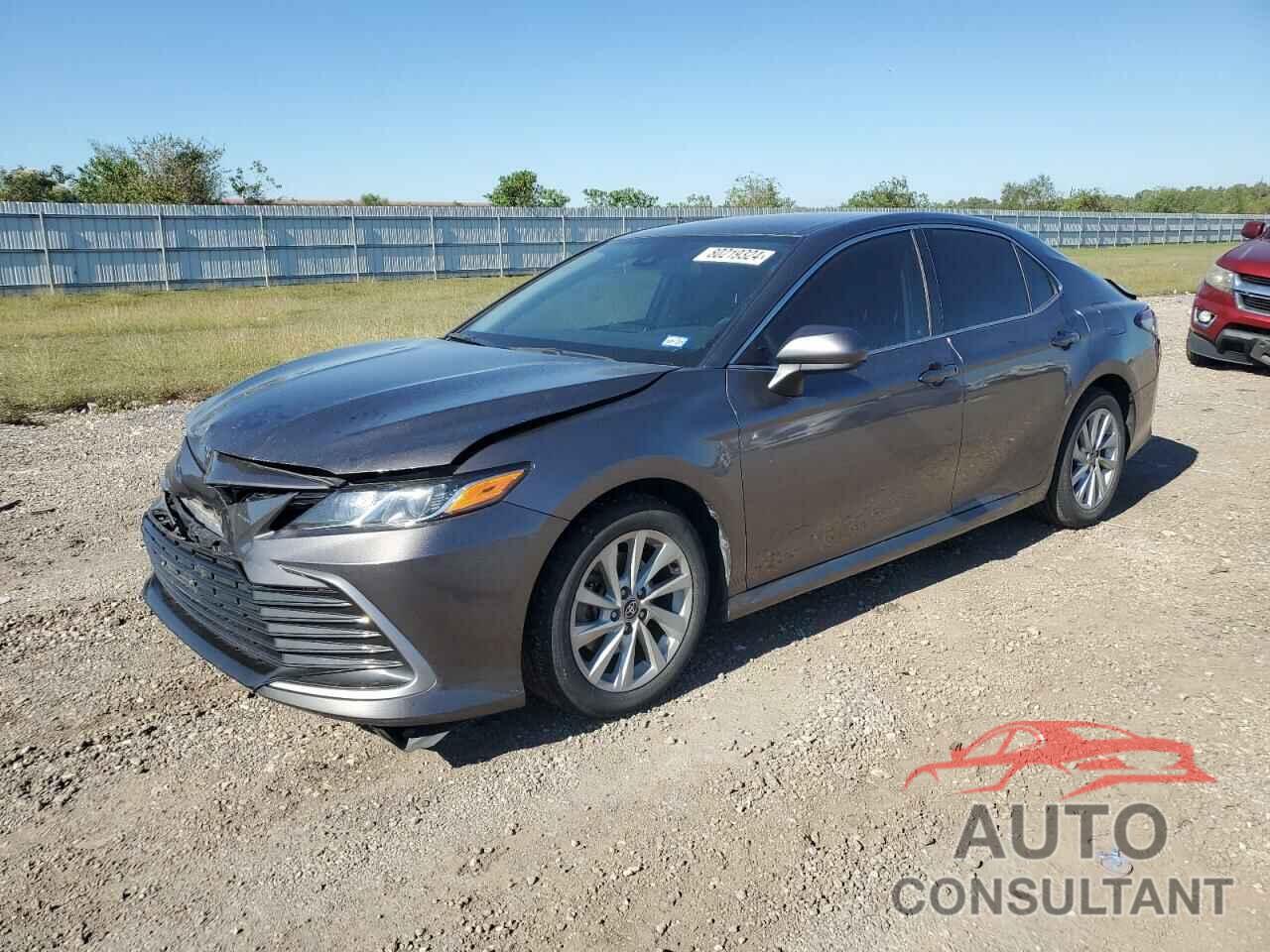 TOYOTA CAMRY 2021 - 4T1C11AK4MU456299