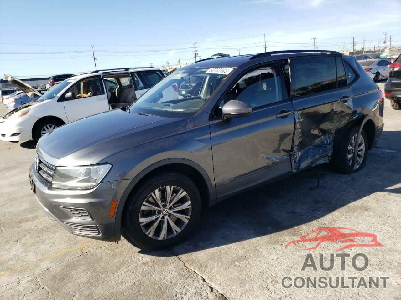 VOLKSWAGEN TIGUAN 2018 - 3VV1B7AX8JM059476