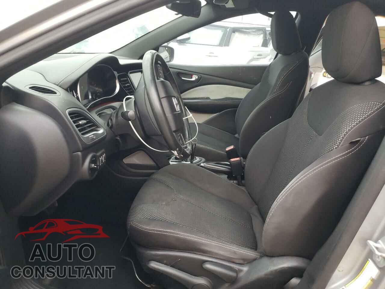 DODGE DART 2015 - 1C3CDFBBXFD121109