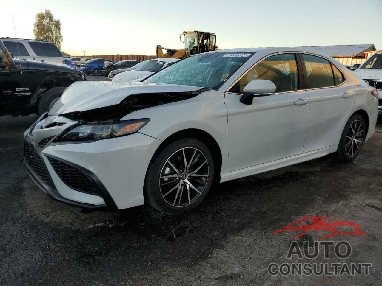 TOYOTA CAMRY 2024 - 4T1G11AK8RU225382