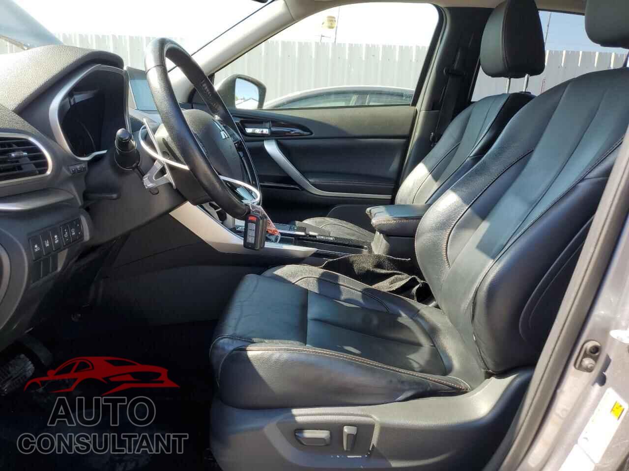 MITSUBISHI ECLIPSE 2018 - JA4AT5AA2JZ068565