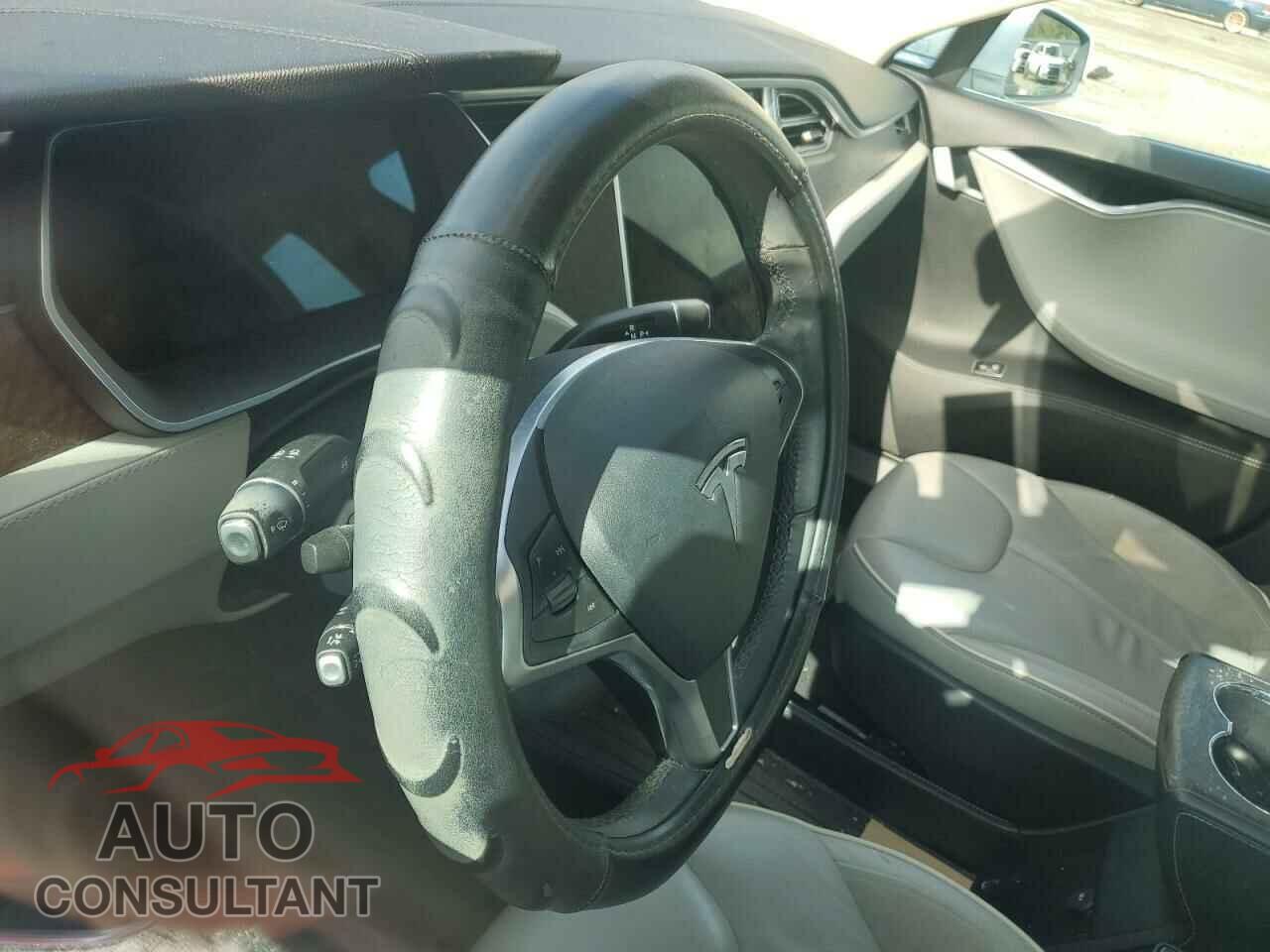 TESLA MODEL S 2014 - 5YJSA1H17EFP60864