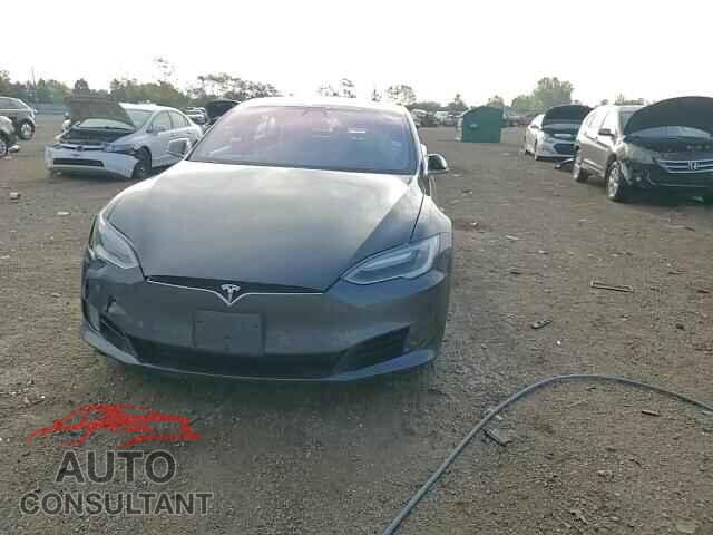 TESLA MODEL S 2017 - 5YJSA1E24HF210846