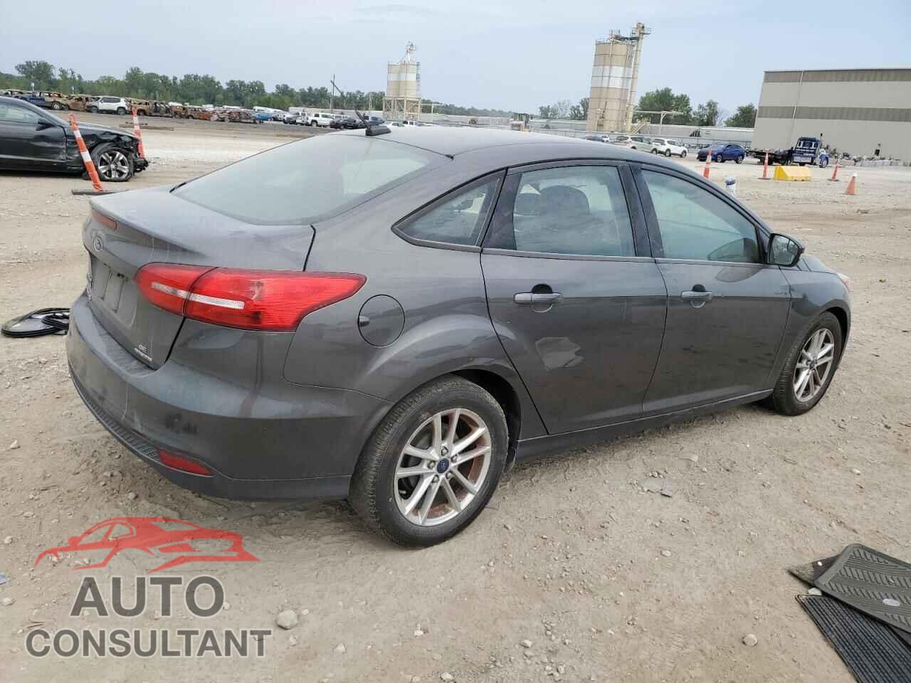 FORD FOCUS 2016 - 1FADP3F28GL212442