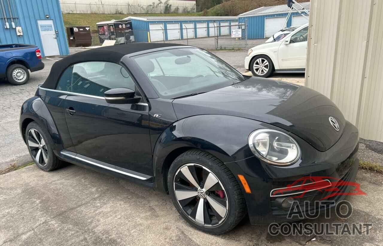 VOLKSWAGEN BEETLE 2014 - 3VW7S7AT3EM800609