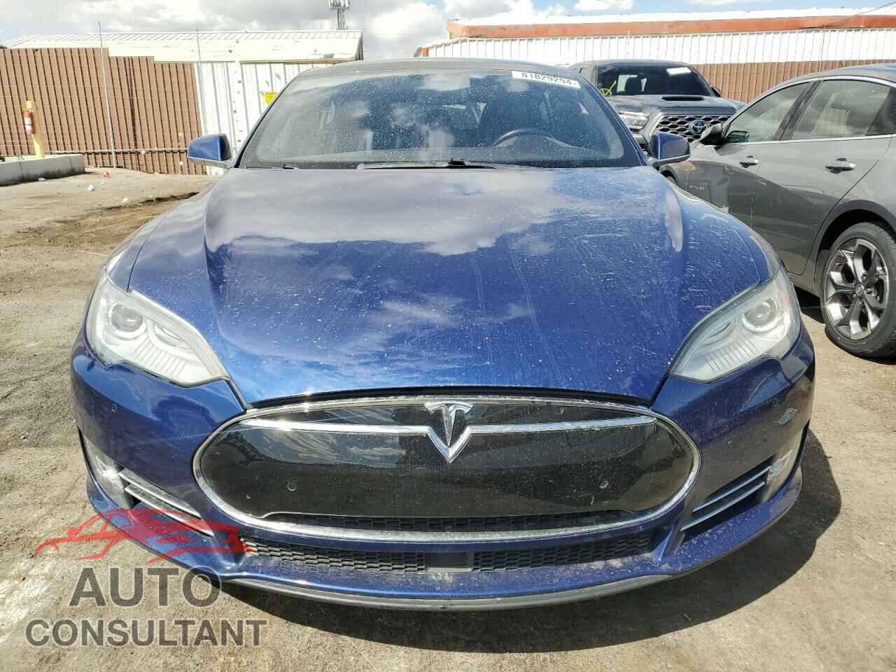 TESLA MODEL S 2015 - 5YJSA1E24FF117080