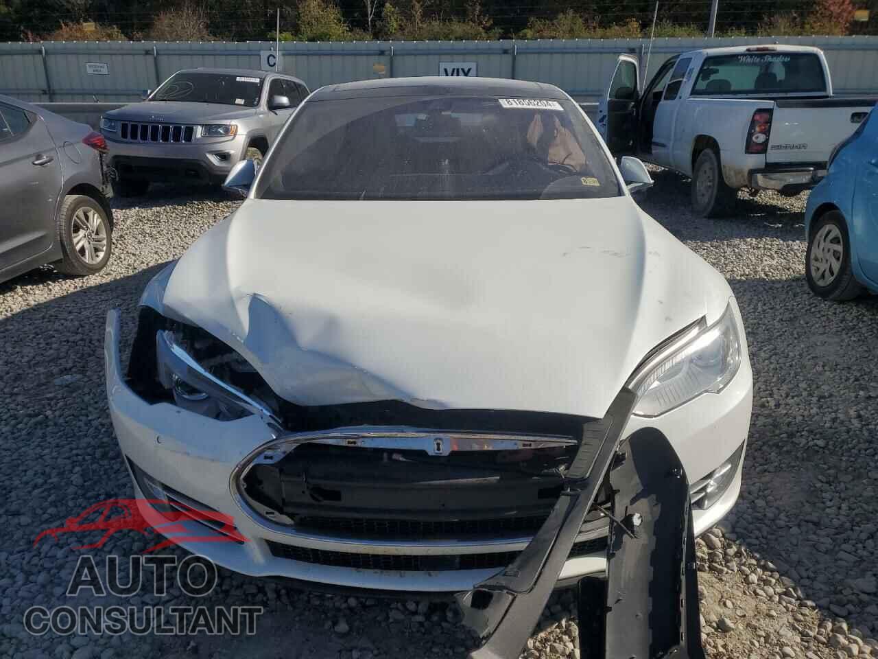 TESLA MODEL S 2015 - 5YJSA4S27FF090446