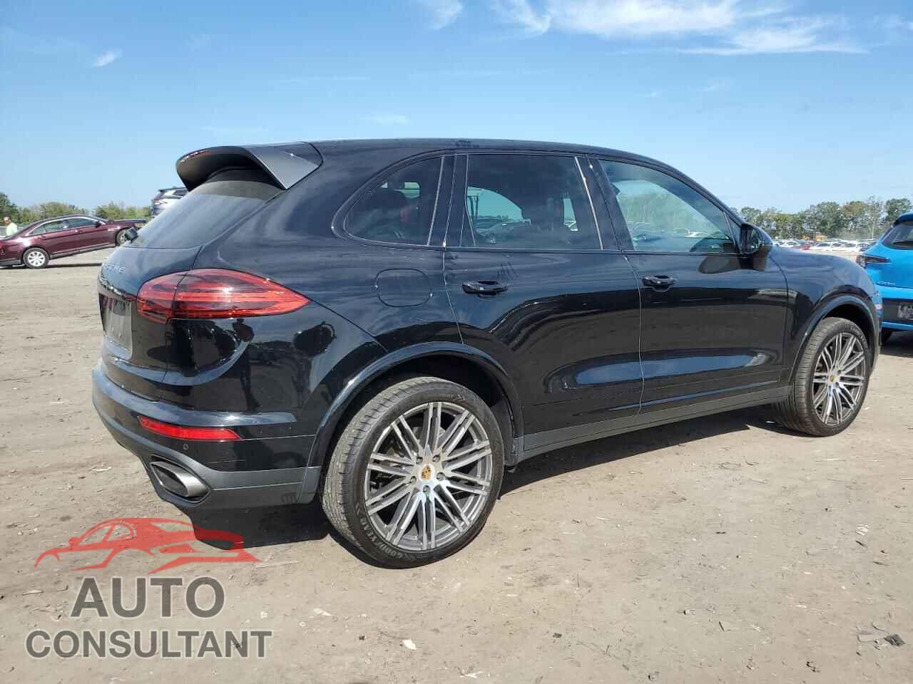 PORSCHE CAYENNE 2017 - WP1AA2A21HKA84471