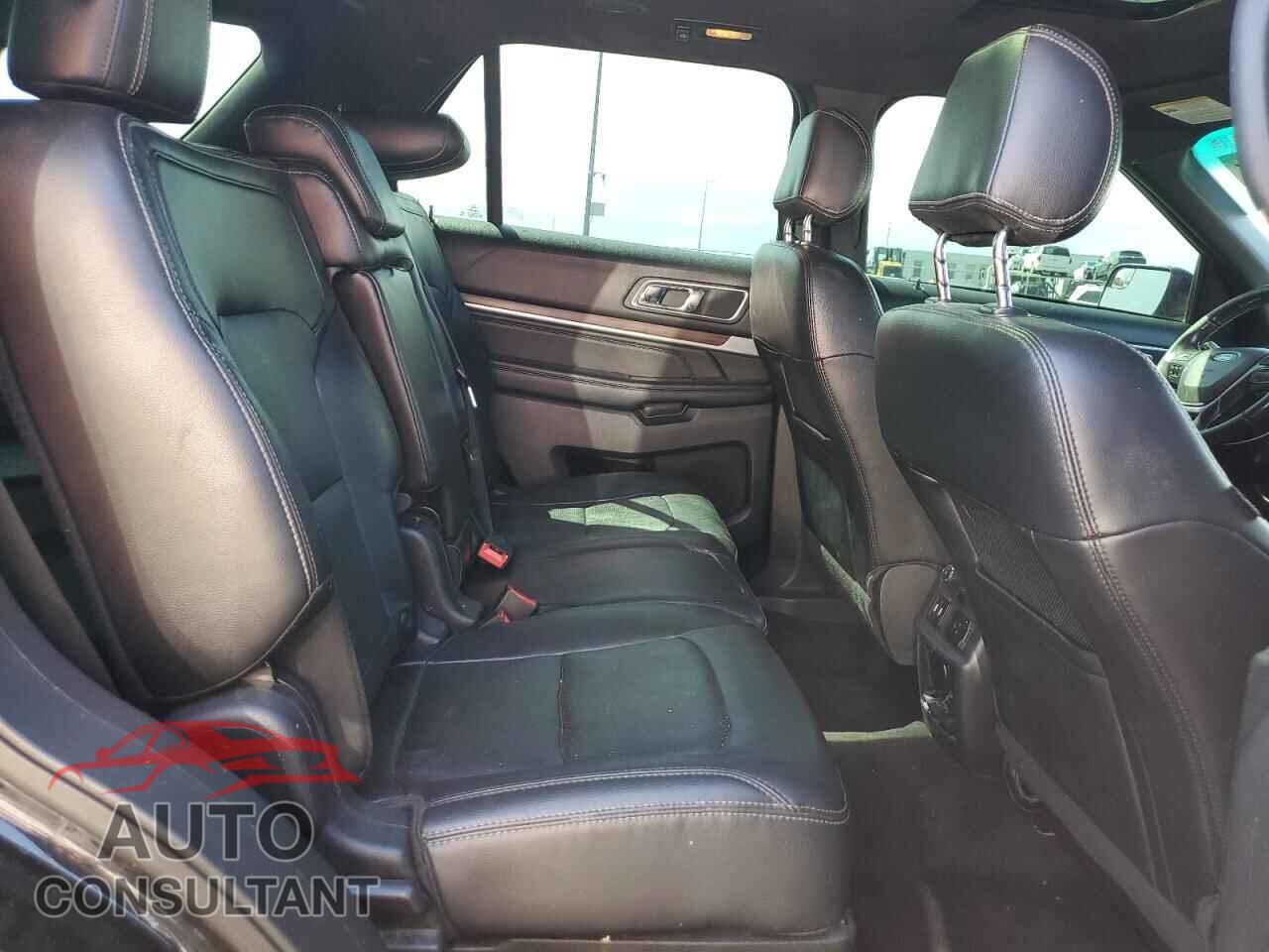FORD EXPLORER 2017 - 1FM5K7F85HGA23794