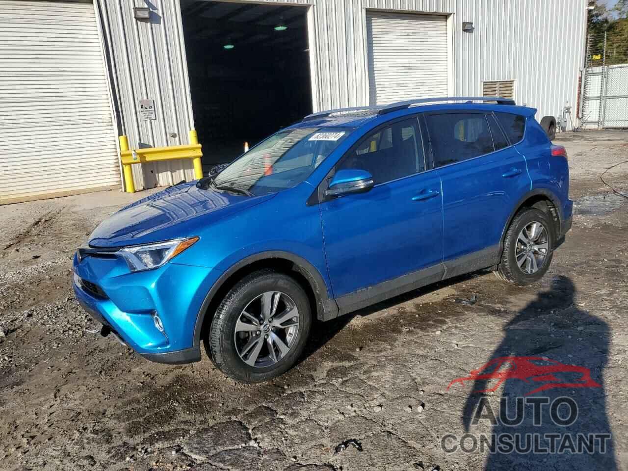 TOYOTA RAV4 2017 - JTMWFREV6HJ140979