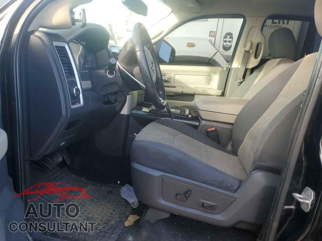 DODGE RAM 1500 2012 - 1C6RD7LT7CS163349