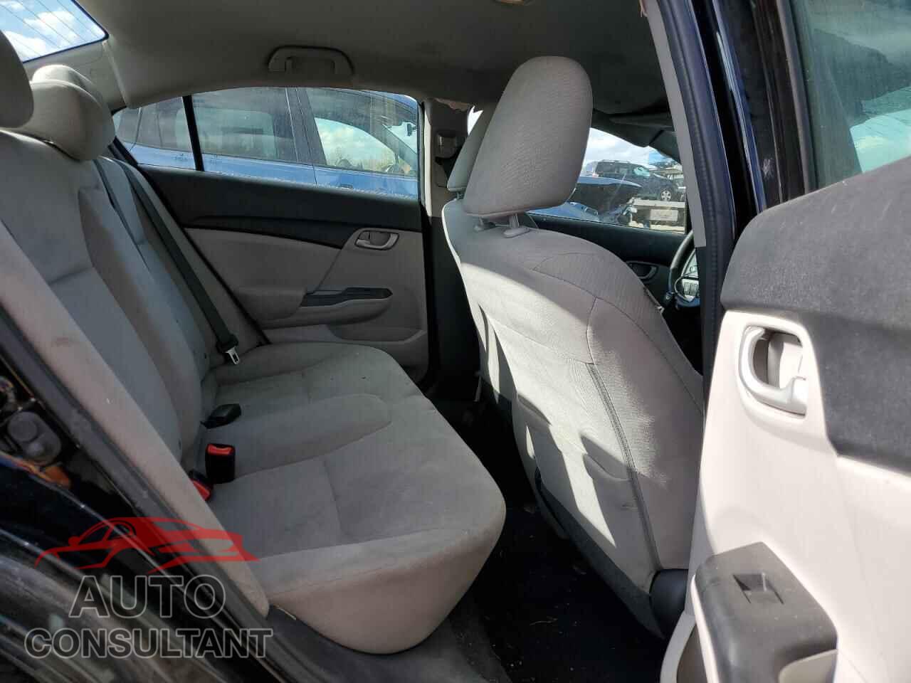 HONDA CIVIC 2013 - 2HGFB2F53DH581824
