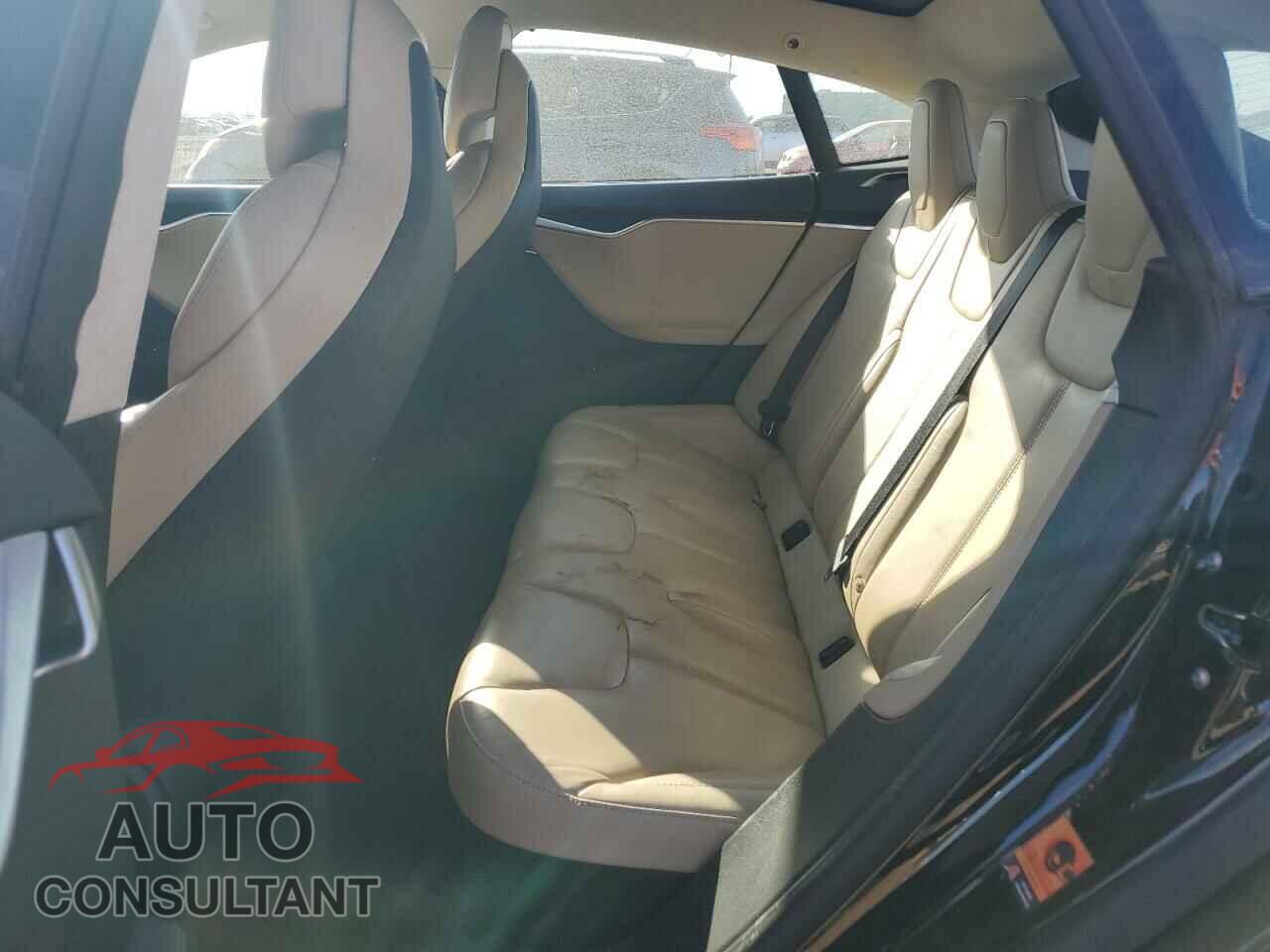 TESLA MODEL S 2017 - 5YJSA1E27HF195310