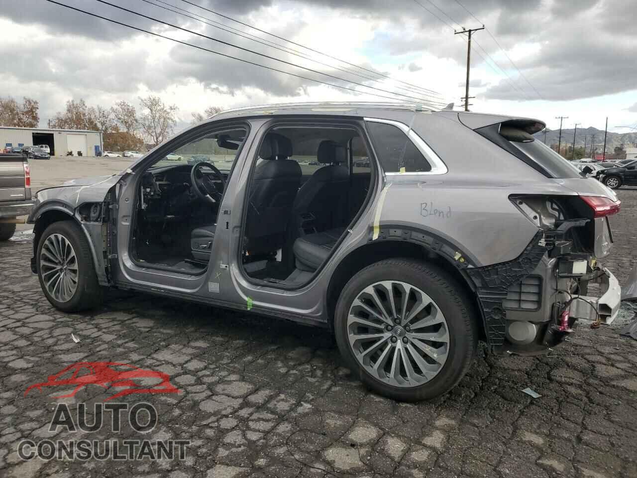 AUDI E-TRON 2019 - WA1VAAGEXKB017982