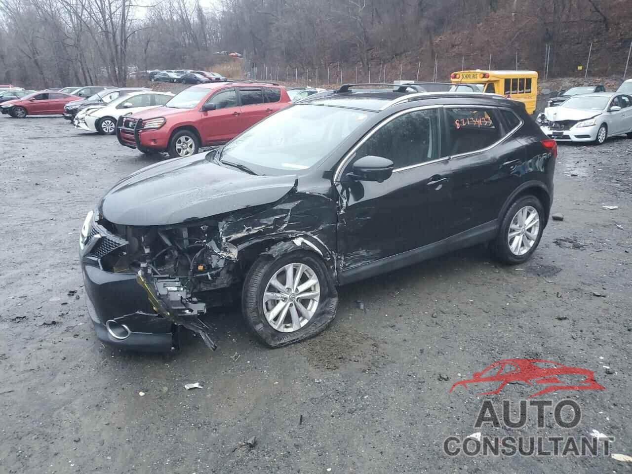 NISSAN ROGUE 2018 - JN1BJ1CR1JW207987