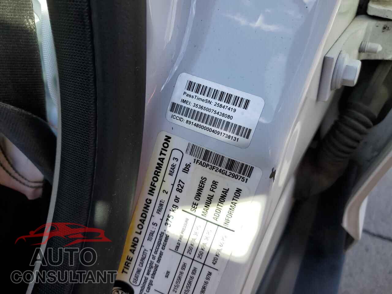 FORD FOCUS 2016 - 1FADP3F24GL290751